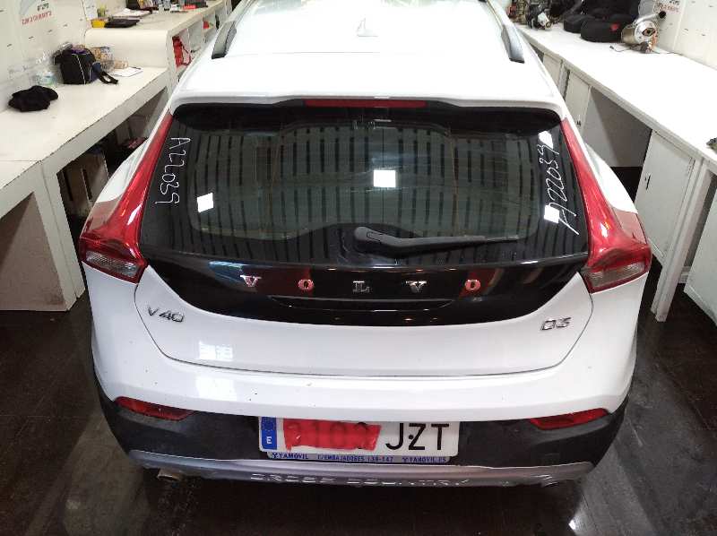 VOLVO V40 CROSS COUNTRY (2012-0) Basis