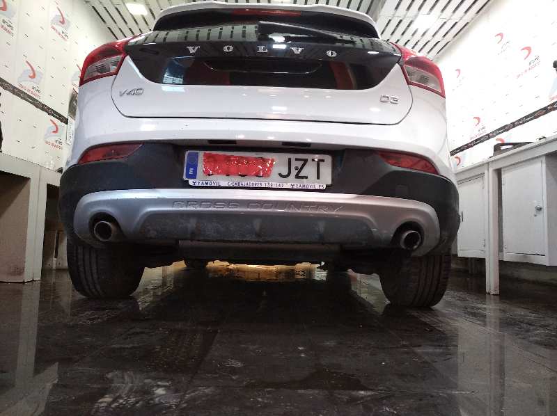 VOLVO V40 CROSS COUNTRY (2012-0) Basis