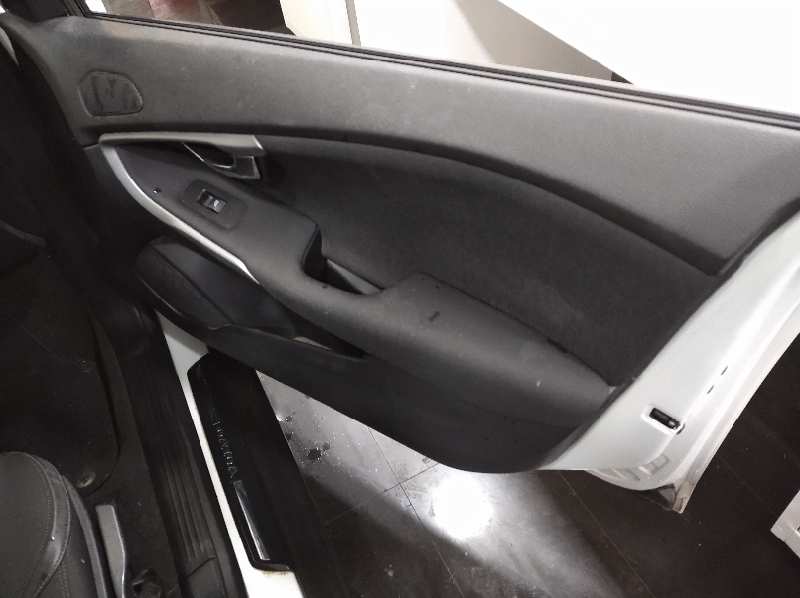 VOLVO V40 CROSS COUNTRY (2012-0) Basis