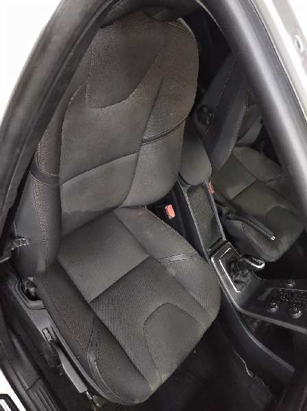 VOLVO V40 CROSS COUNTRY (2012-0) Basis