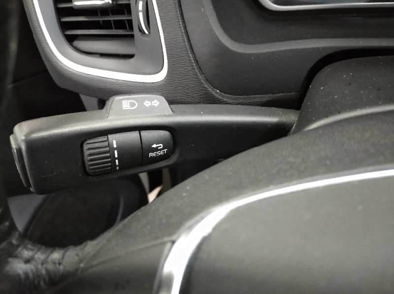 VOLVO V40 CROSS COUNTRY (2012-0) Basis