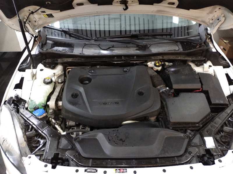VOLVO V40 CROSS COUNTRY (2012-0) Basis