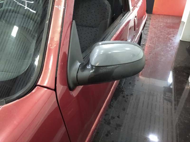 CITROEN SAXO 1.1 SX   |   09.99 - 12.03 foto 4