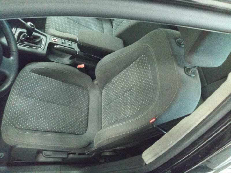 SEAT EXEO BERLINA (3R2) Reference   |   12.08 - 12.10