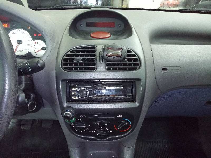 PEUGEOT 206 BERLINA X-Line   |   10.02 - 12.10