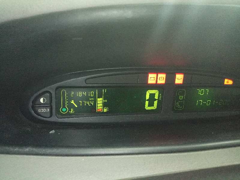 CITROEN XSARA PICASSO 2.0 HDi Exclusive   |   09.01 - 12.05