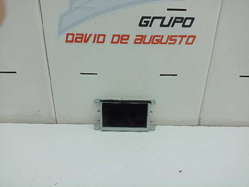 PANTALLA MULTIFUNCION AUDI A4 AVANT (8K5) (2008) Básico Quattro   |   01.12 - 12.15