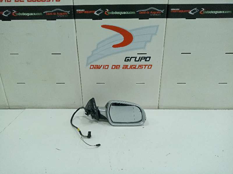 RETROVISOR DERECHO ELECTRICO