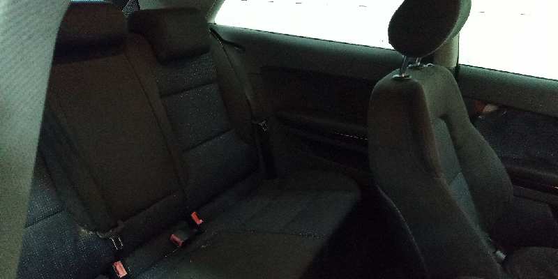 AUDI A3 (8P) 1.9 TDI Ambiente   |   05.03 - 12.09