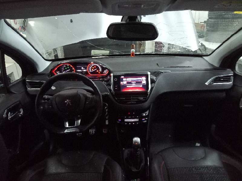 PEUGEOT 2008 (--.2013->) Active   |   03.13 - ...