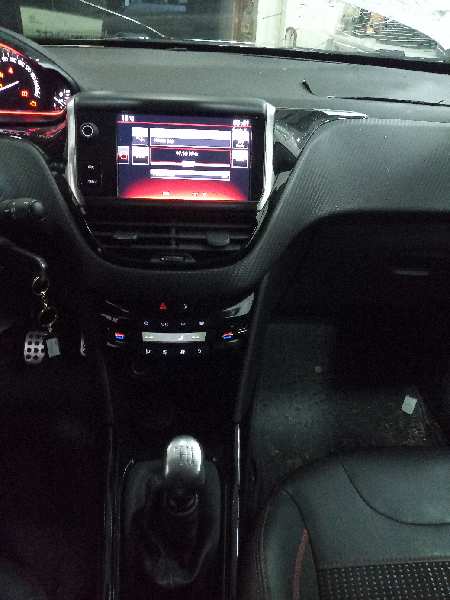PEUGEOT 2008 (--.2013->) Active   |   03.13 - ...