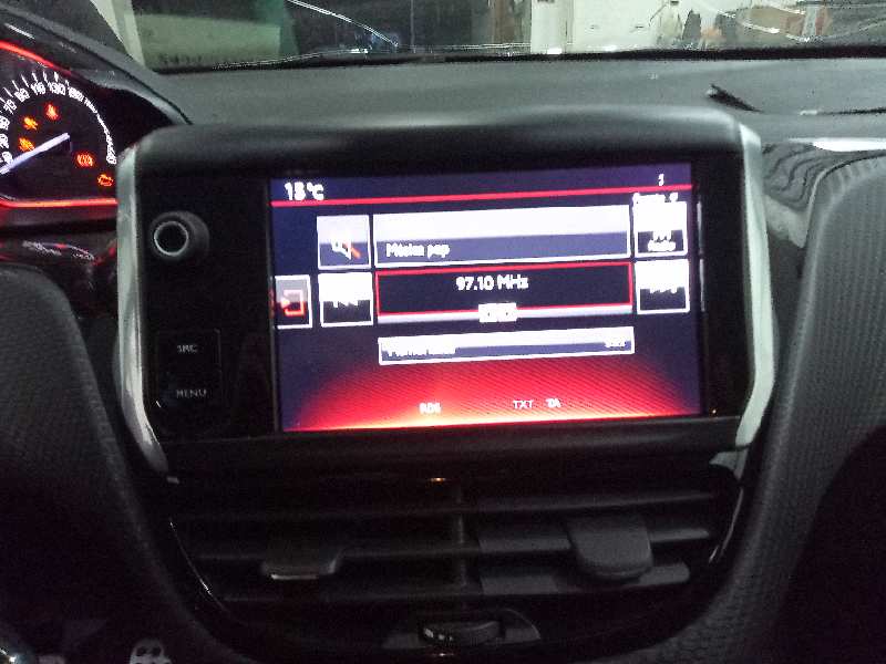 PEUGEOT 2008 (--.2013->) Active   |   03.13 - ...