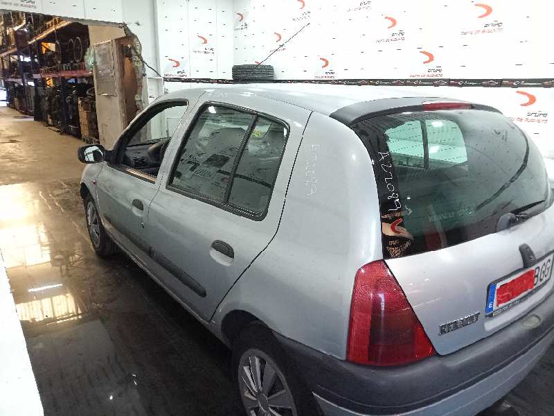 RENAULT CLIO II FASE I (B/CBO) 1.2 Alize   |   06.98 - 12.01 foto 4