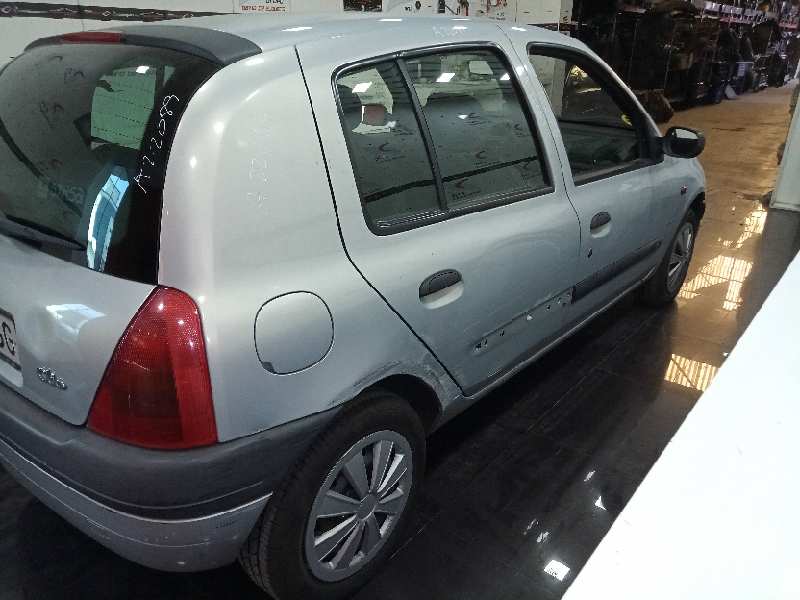 RENAULT CLIO II FASE I (B/CBO) 1.2 Alize   |   06.98 - 12.01 foto 5