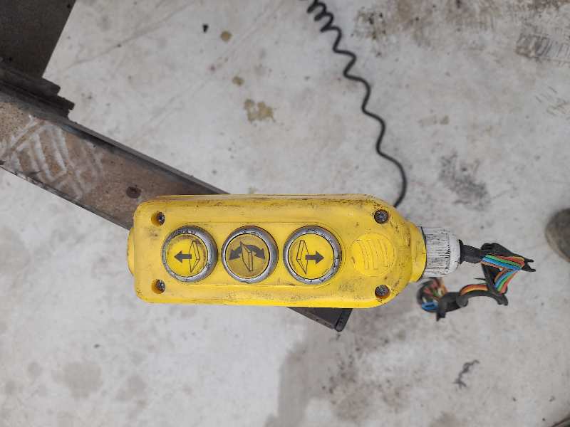 PLATAFORMA ELEVADORA NISSAN ATLEON.110 110.56   |   ...