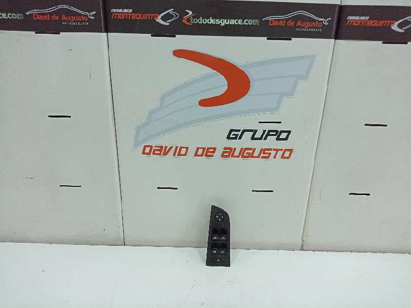 MANDO ELEVALUNAS DELANTERO IZQUIERDO