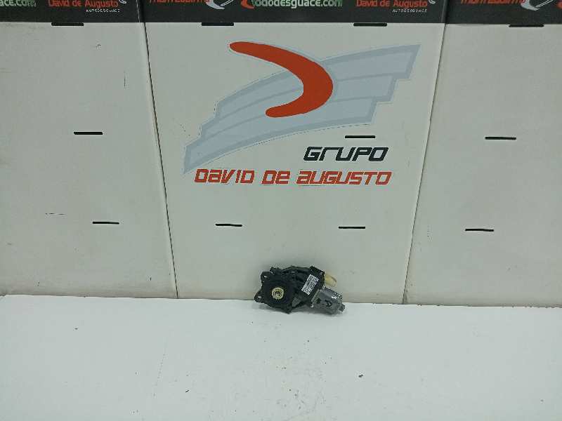MOTOR ELEVALUNAS DELANTERO DERECHO