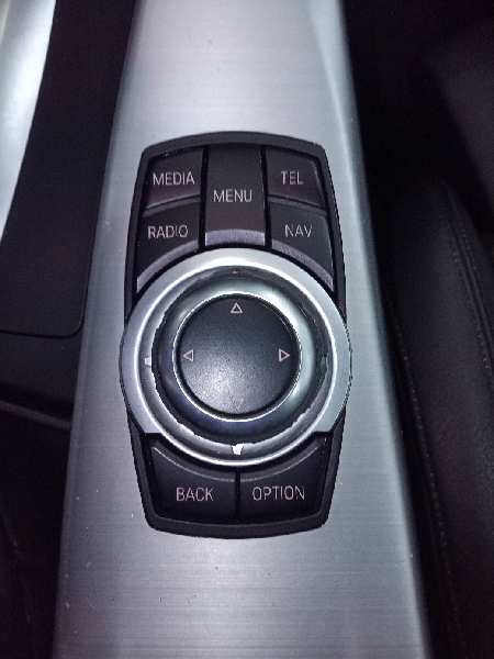 BMW SERIE 3 GRAN TURISMO (F34) 318d   |   03.13 - 12.15