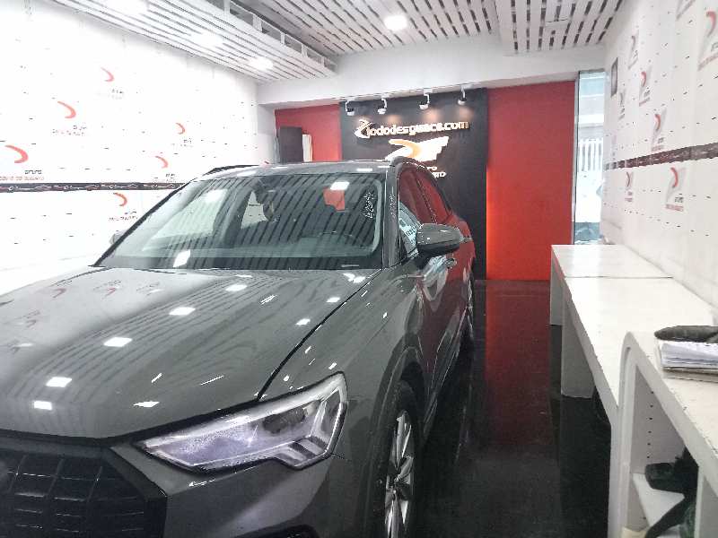 AUDI Q3 (8UG) Attraction   |   01.15 - 12.18 foto 3
