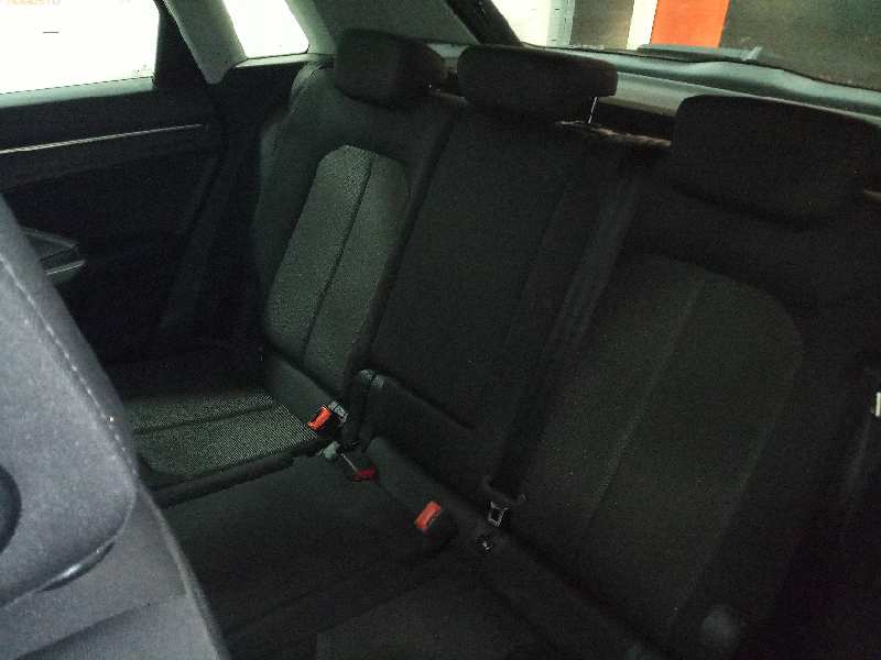 AUDI Q3 (8UG) Attraction   |   01.15 - 12.18