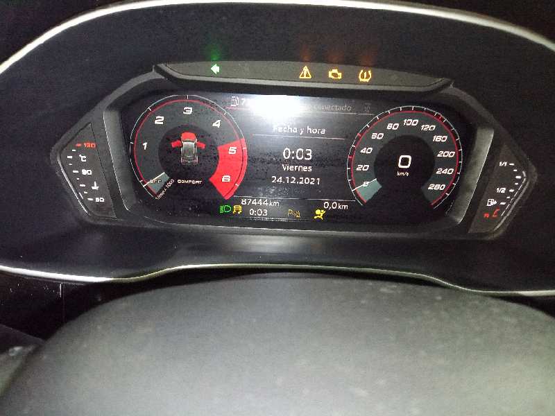 AUDI Q3 (8UG) Attraction   |   01.15 - 12.18