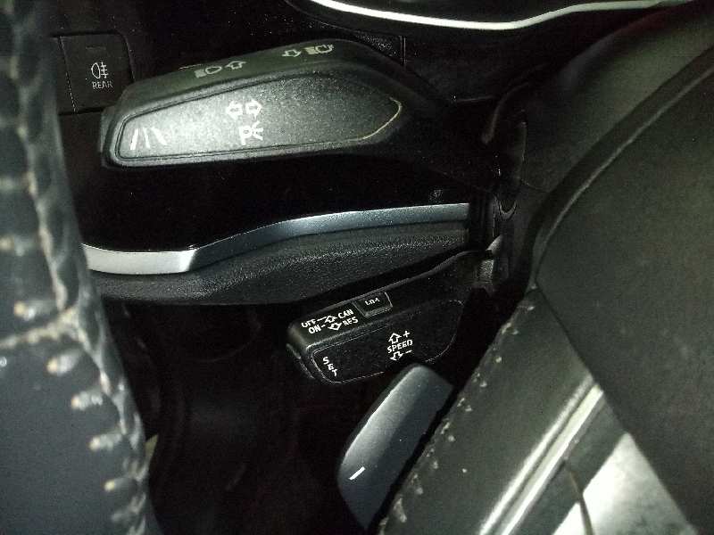 AUDI Q3 (8UG) Attraction   |   01.15 - 12.18