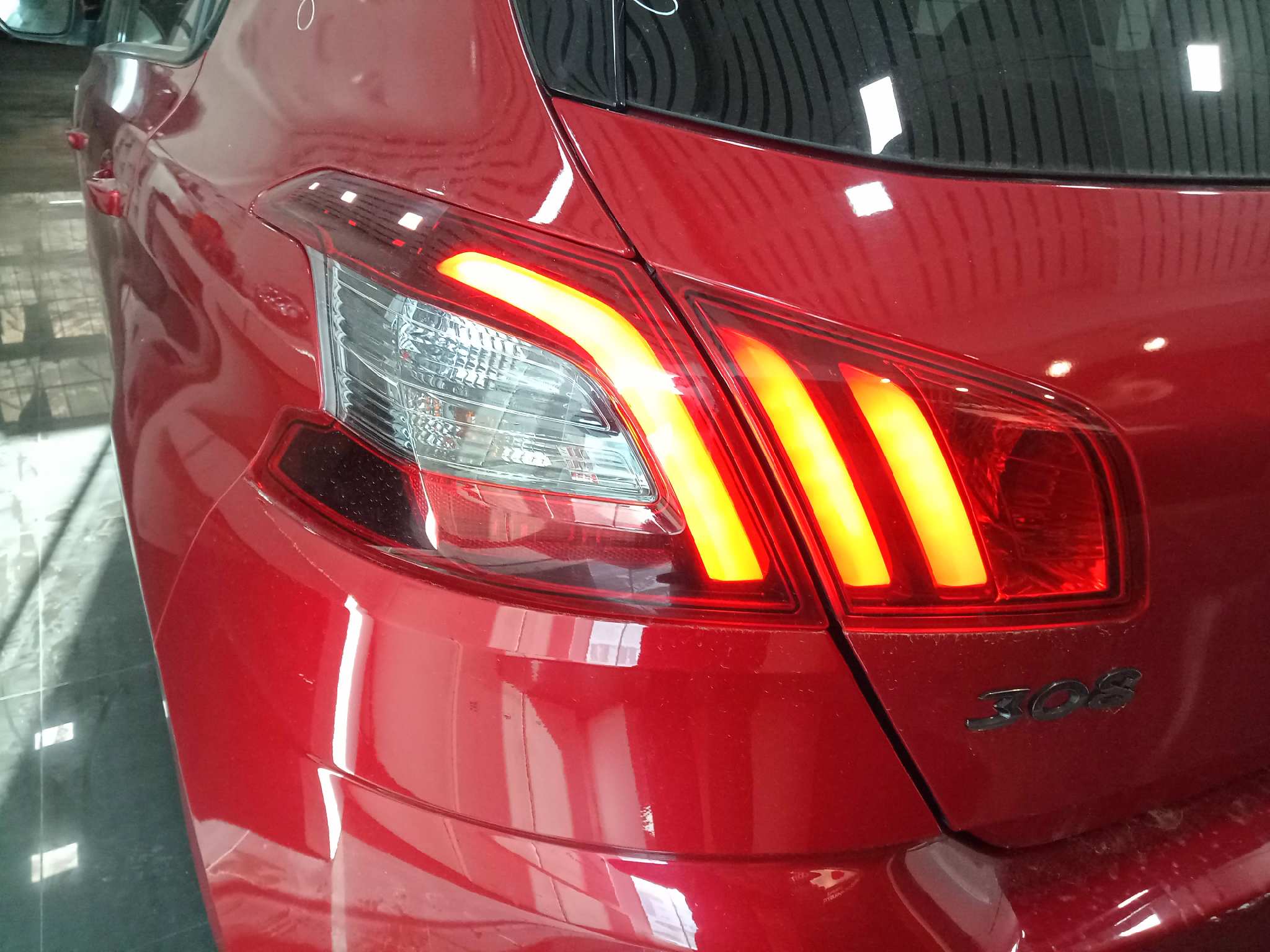 PEUGEOT 308 Active   |   06.14 - 12.20