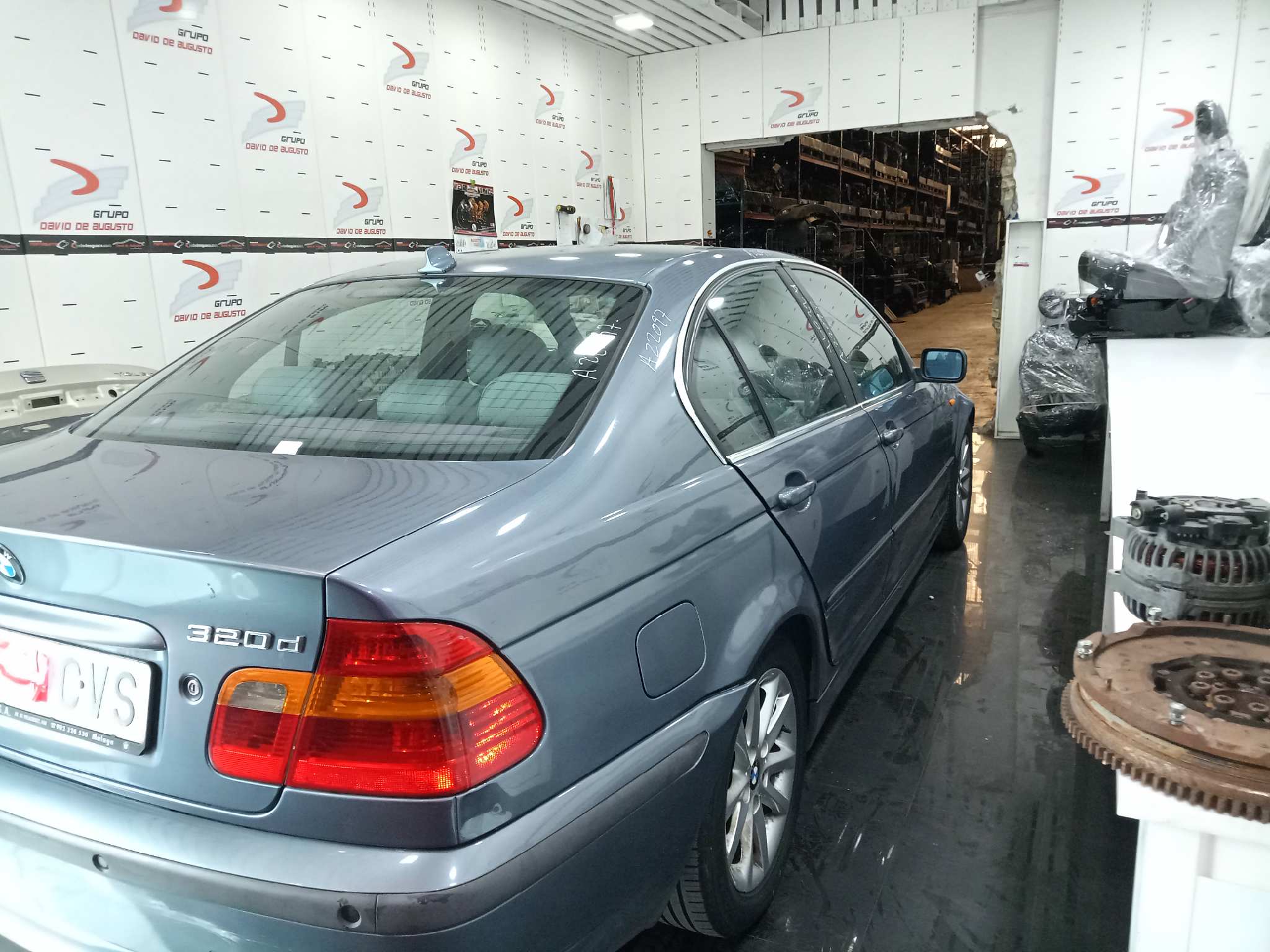 BMW SERIE 3 BERLINA (E46) 320d   |   09.01 - 12.06 foto 6