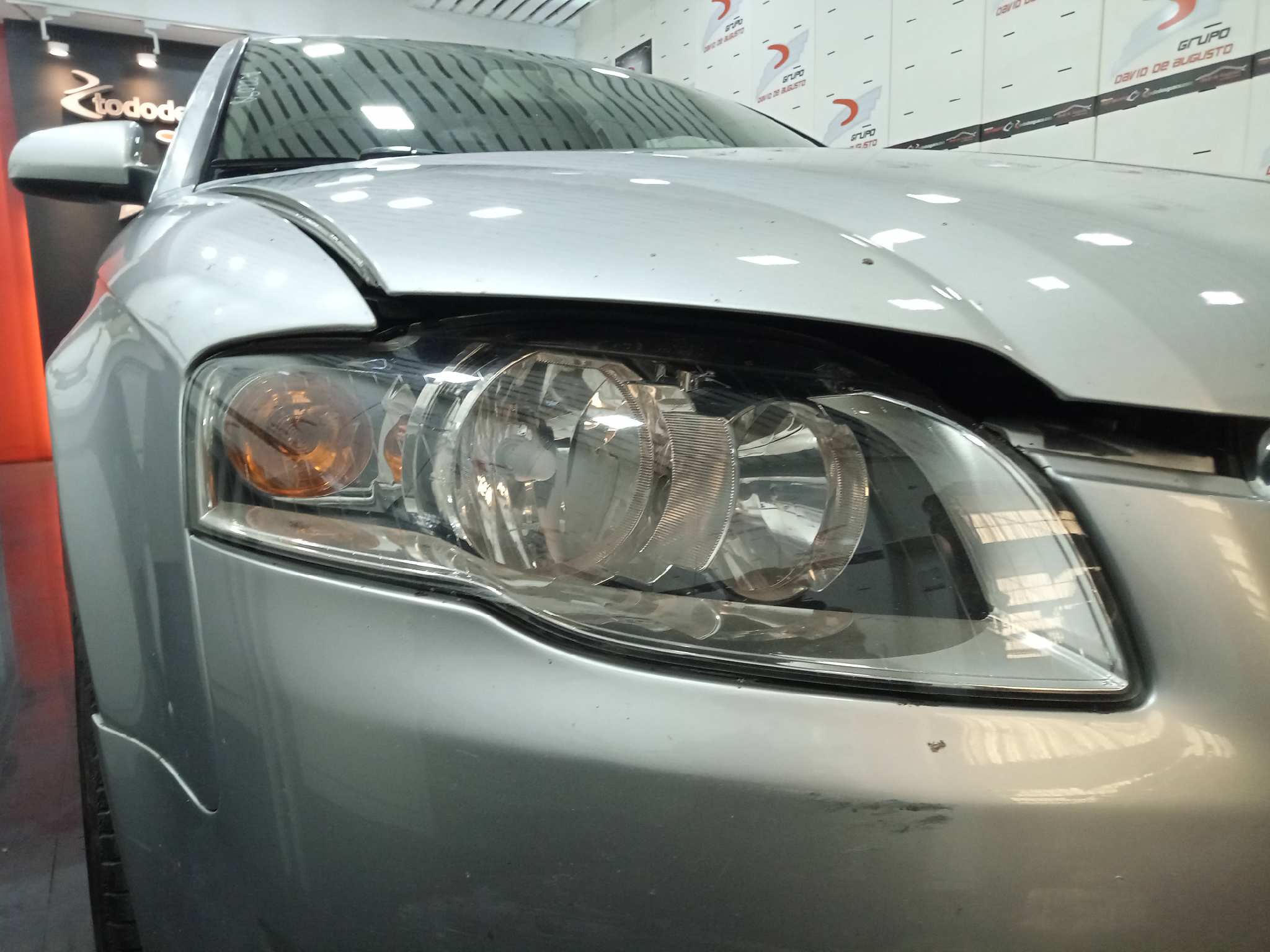 AUDI A4 BERLINA (8E) 1.9 TDI   |   11.04 - 12.07 foto 9