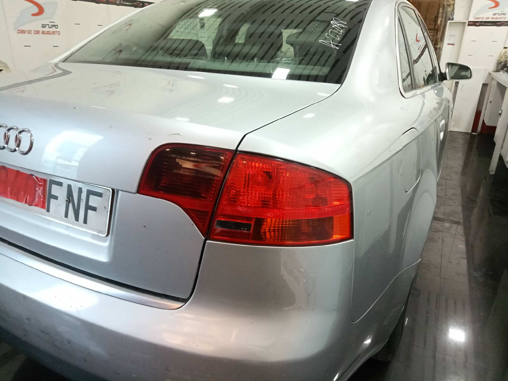 AUDI A4 BERLINA (8E) 1.9 TDI   |   11.04 - 12.07