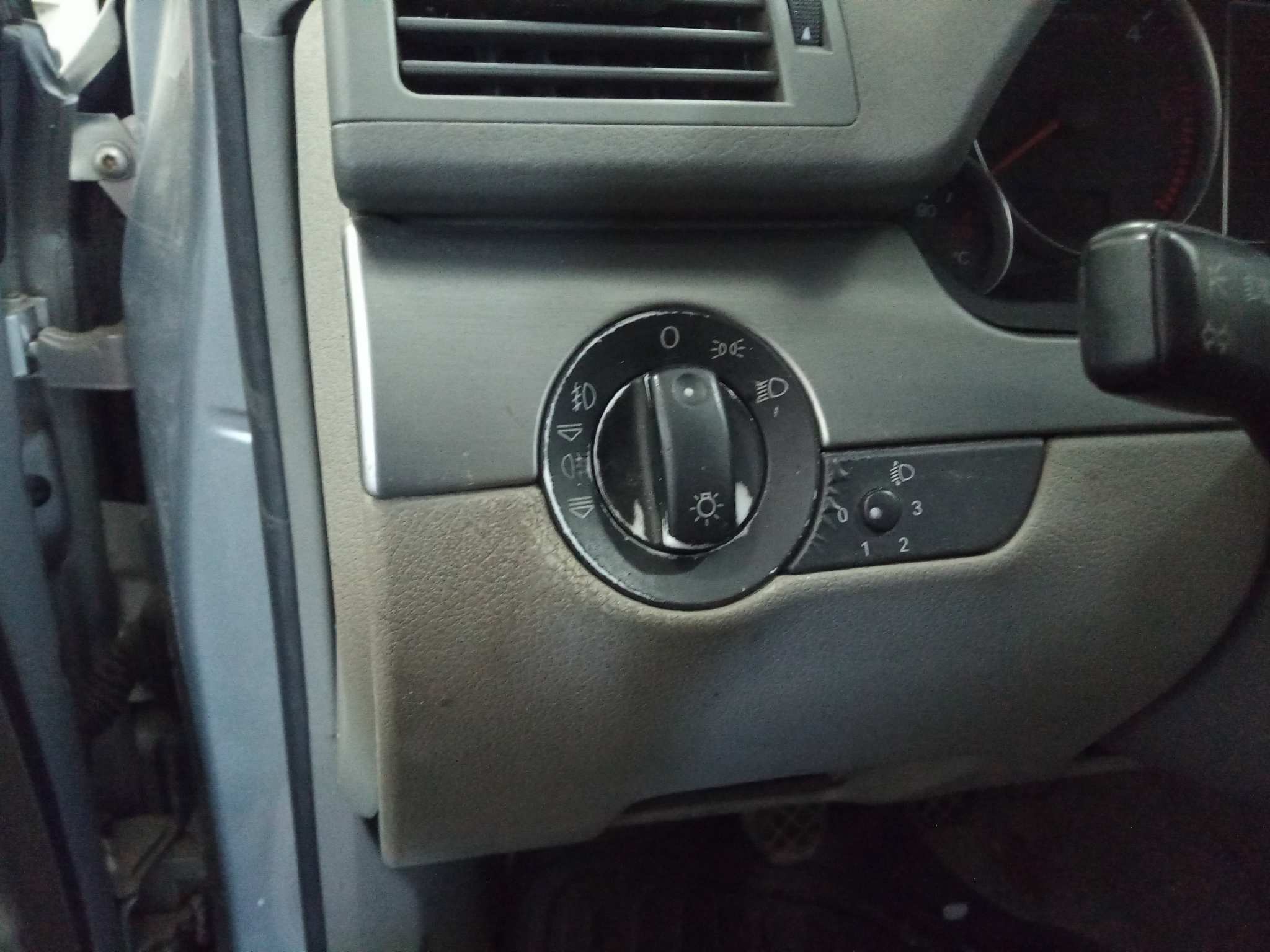 AUDI A4 BERLINA (8E) 1.9 TDI   |   11.04 - 12.07