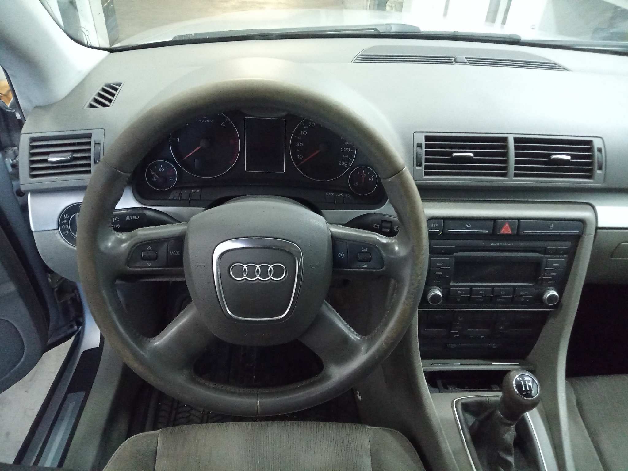 AUDI A4 BERLINA (8E) 1.9 TDI   |   11.04 - 12.07
