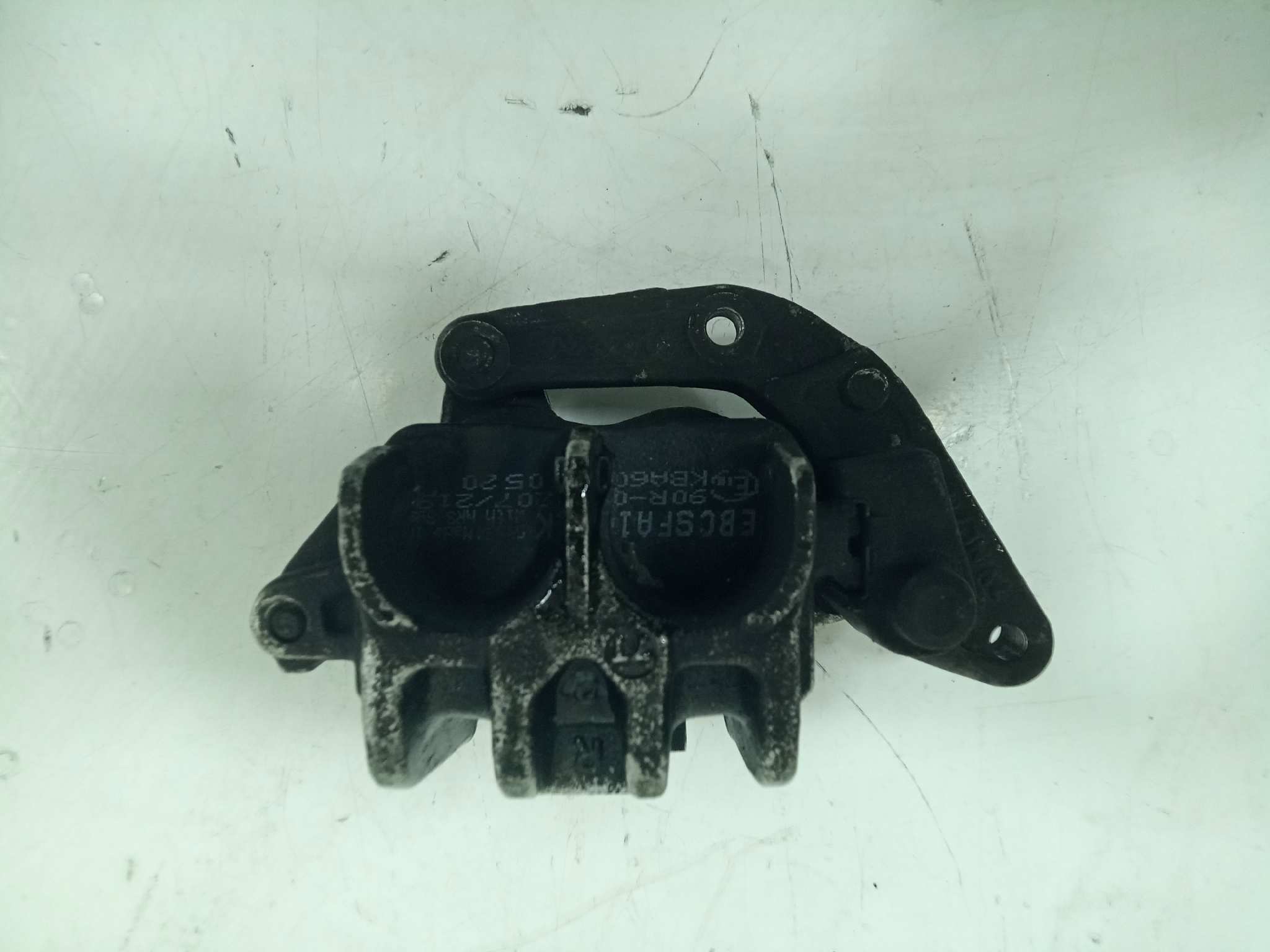 PINZA DE FRENO DELANTERA DERECHA foto 4