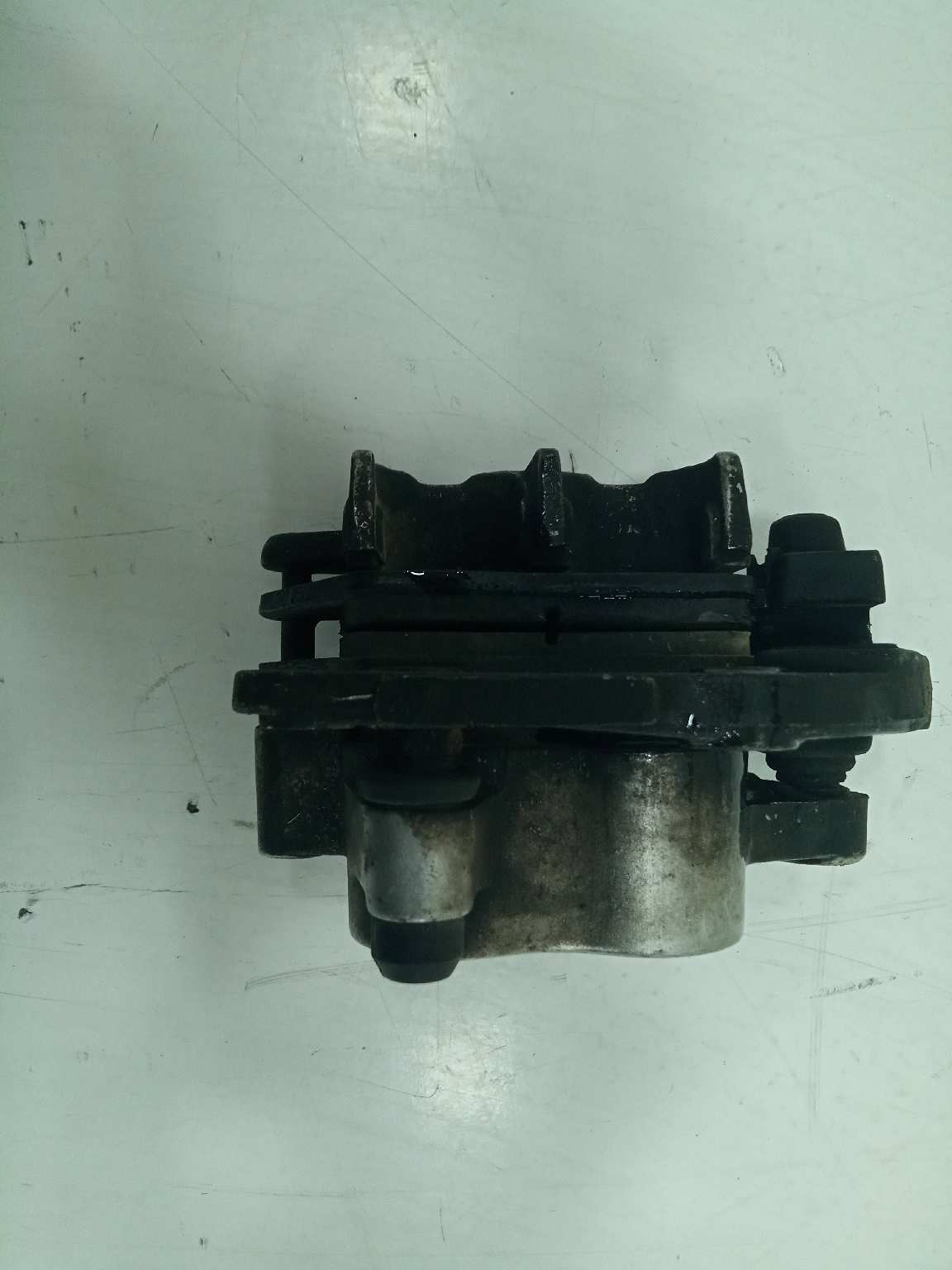 PINZA DE FRENO DELANTERA IZQUIERDA foto 5
