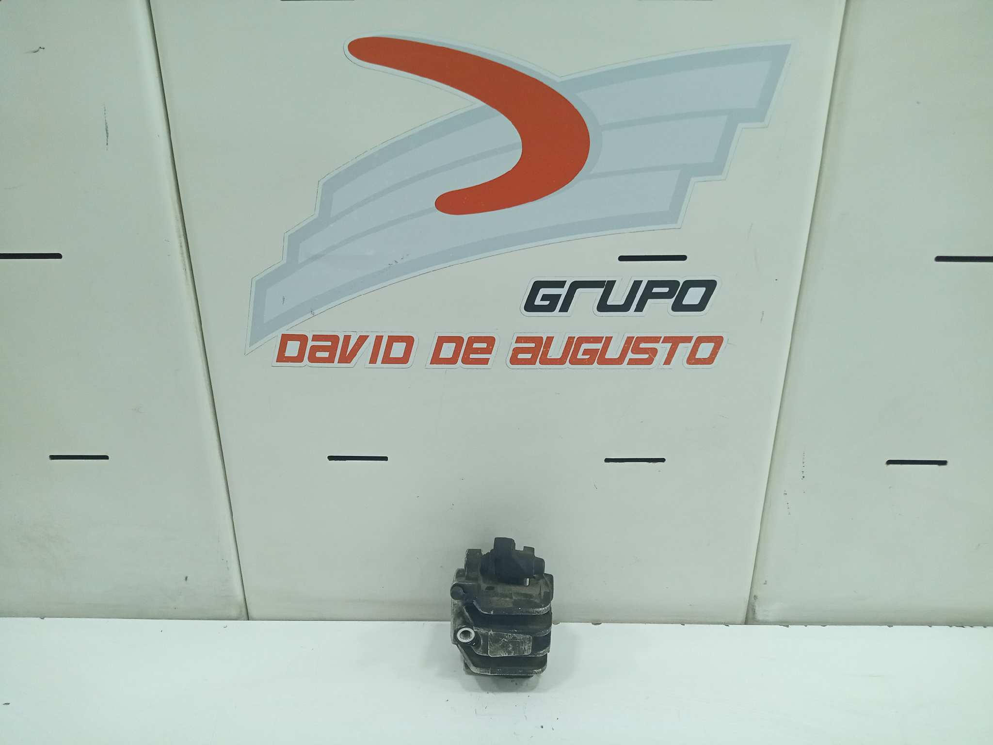 PINZA DE FRENO DELANTERA IZQUIERDA foto 6