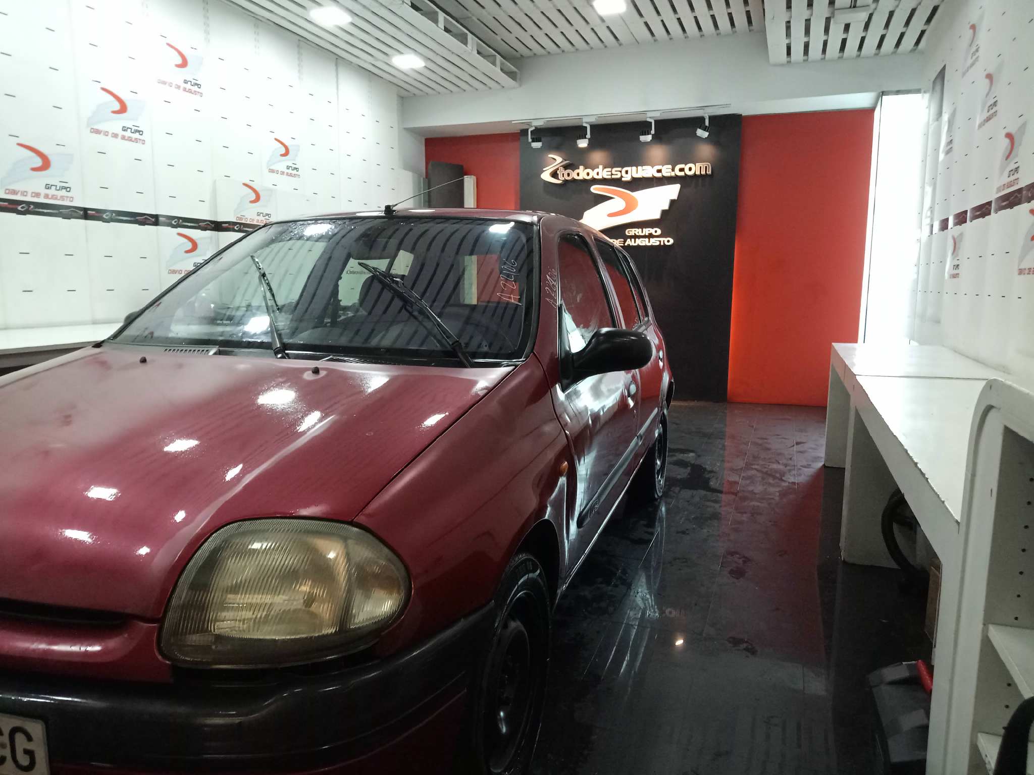 RENAULT CLIO II FASE I (B/CBO) 1.9 D   |   0.98 - ... foto 3