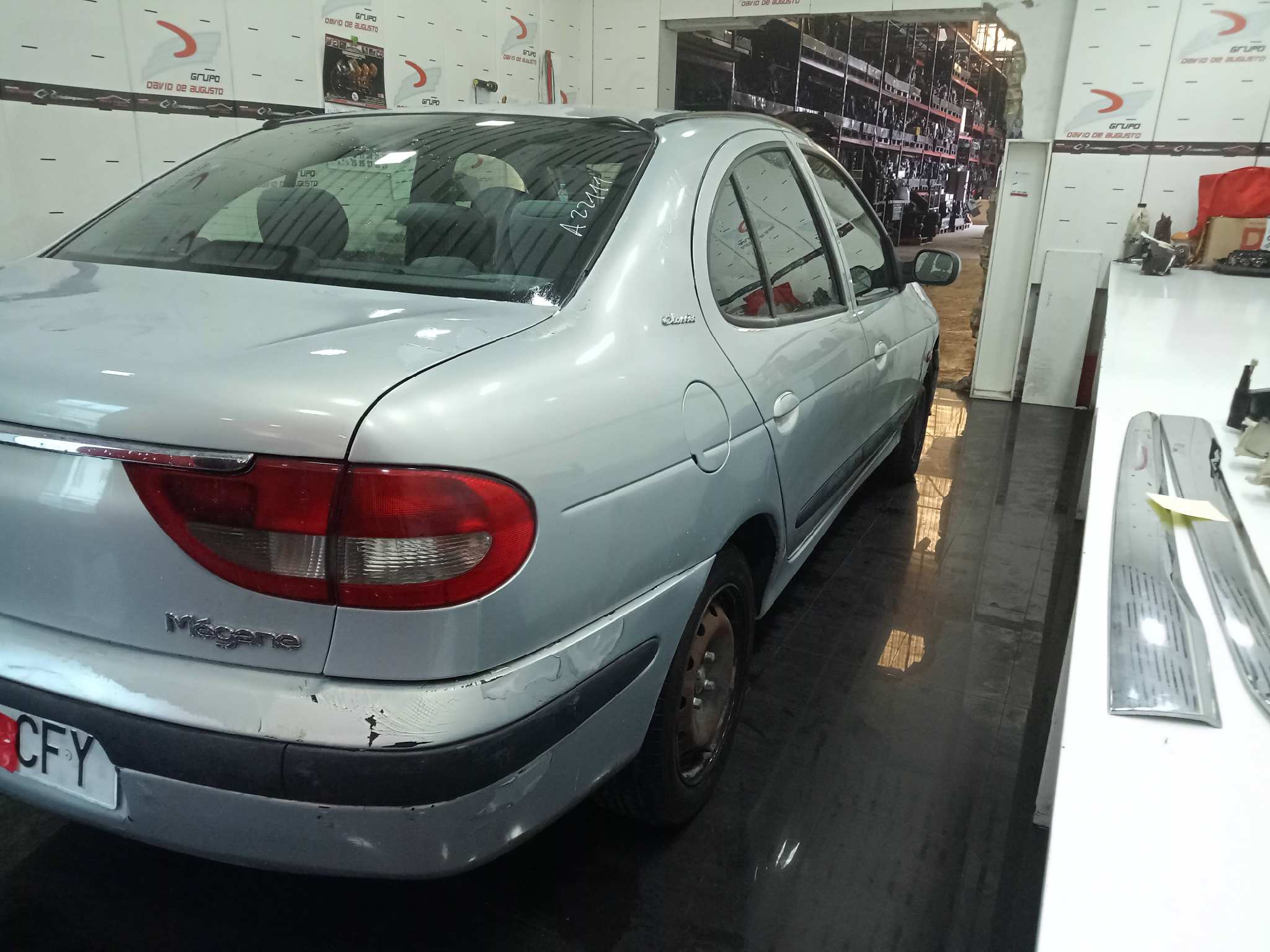 RENAULT MEGANE I FASE 2 CLASSIC (LA..) 1.9 dCi Dynamique   |   10.00 - 12.03 foto 7
