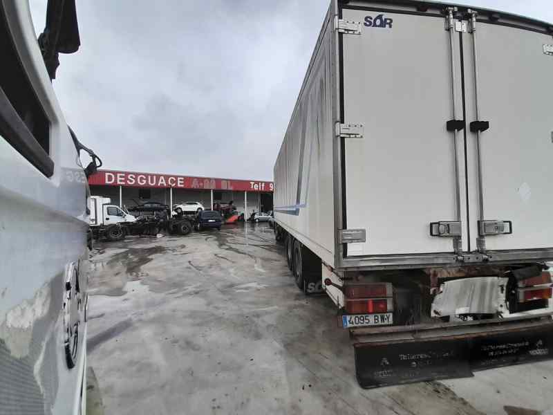 RENAULT PREMIUM DISTRIBUTION Fas 4x2 Cabina larga   |   12.05 - 12.09 foto 5