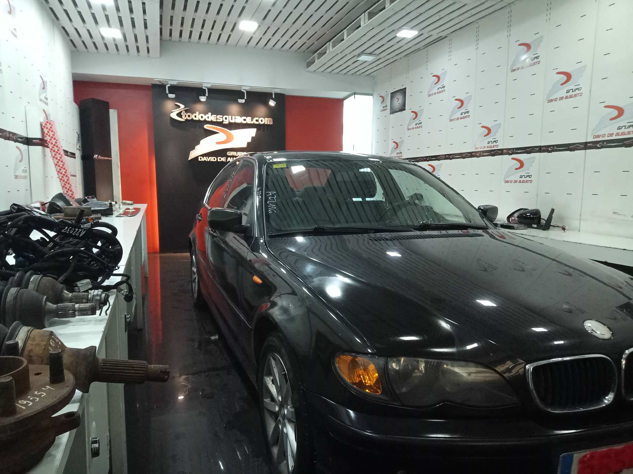 BMW SERIE 3 BERLINA (E46) 320d   |   03.03 - 12.06 foto 3