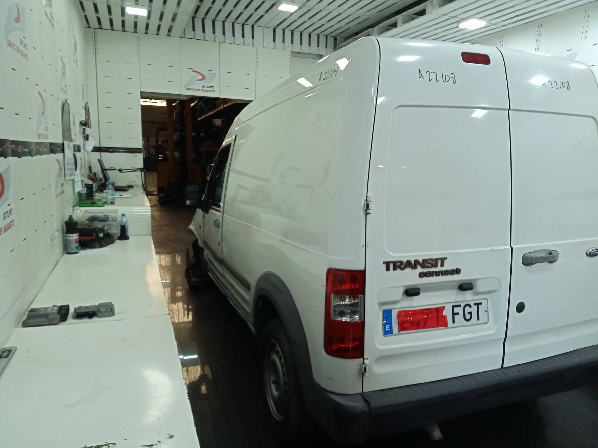 FORD TRANSIT CONNECT (TC7) Furgón FT 200S   |   0.02 - ... foto 7