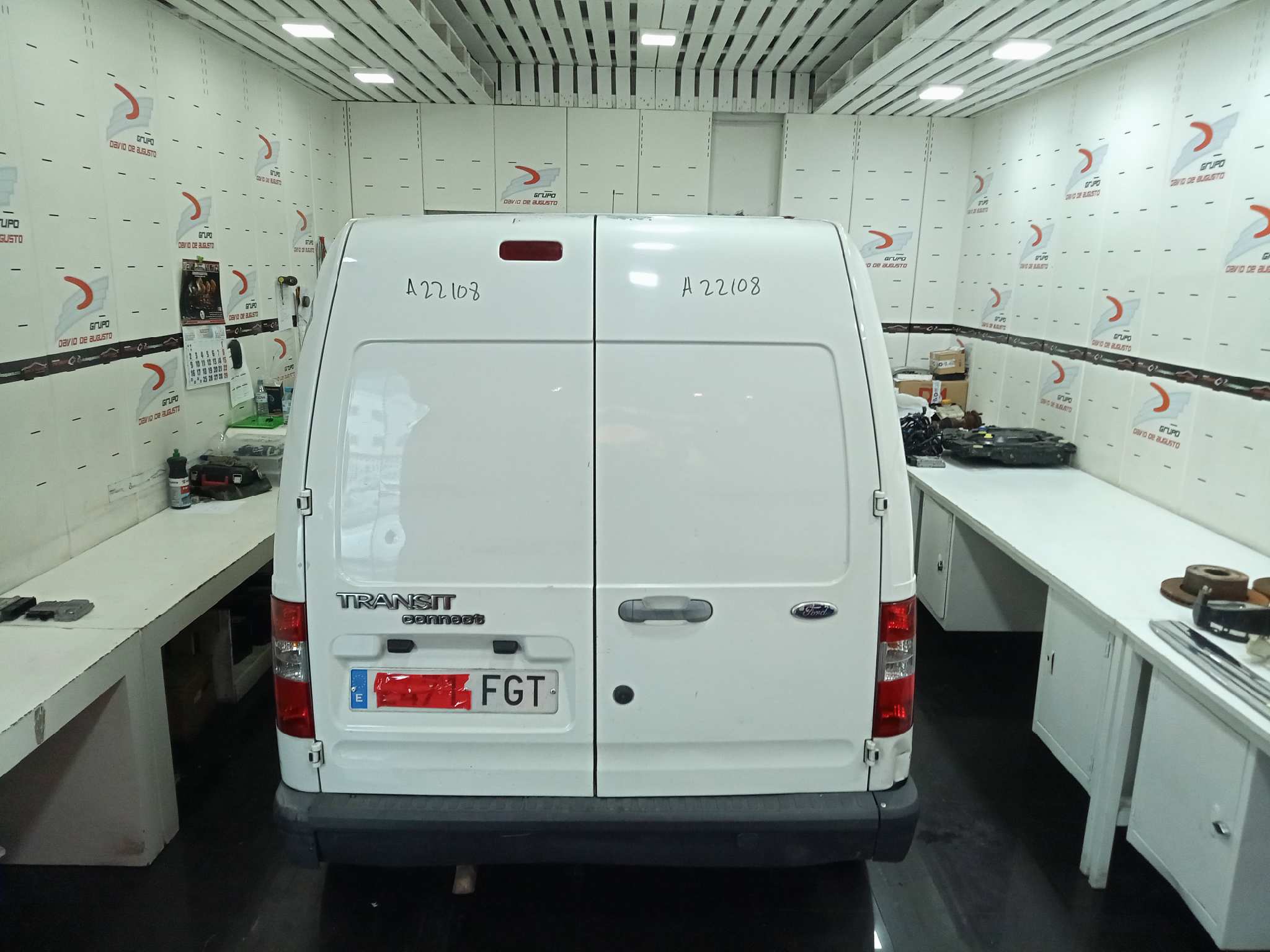 FORD TRANSIT CONNECT (TC7) Furgón FT 200S   |   0.02 - ... foto 8