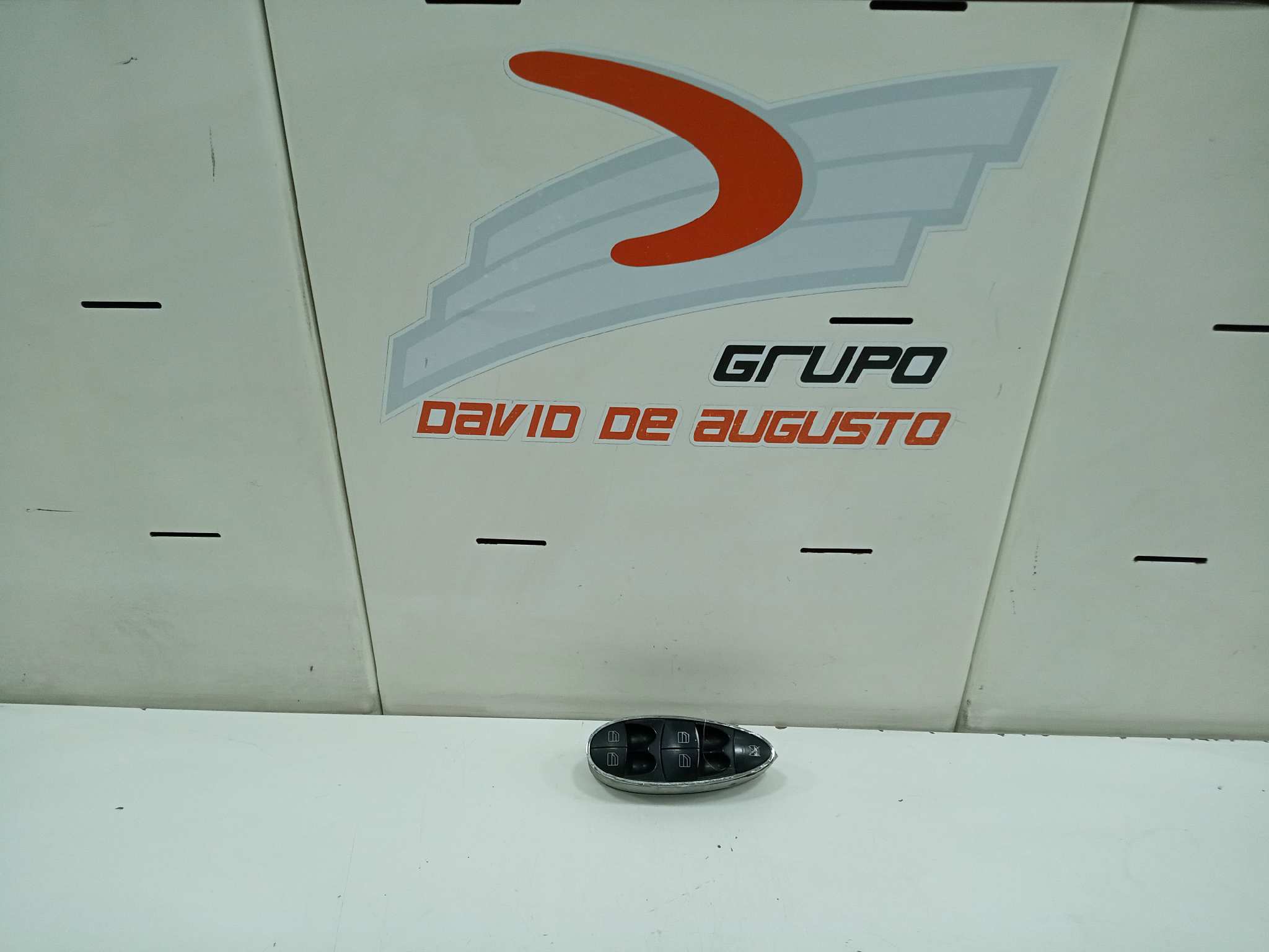 MANDO ELEVALUNAS DELANTERO IZQUIERDO MERCEDES CLASE E (W211) BERLINA E 280 CDI (211.020)   |   05.05 - 12.09