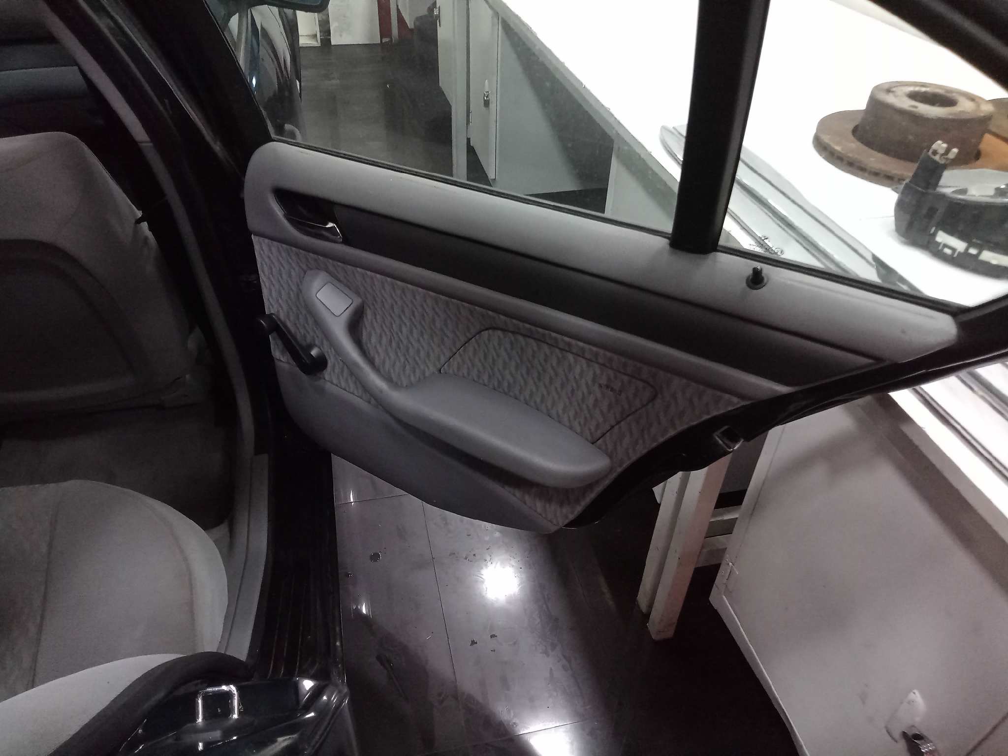 BMW SERIE 3 BERLINA (E46) 318i   |   04.98 - 12.01