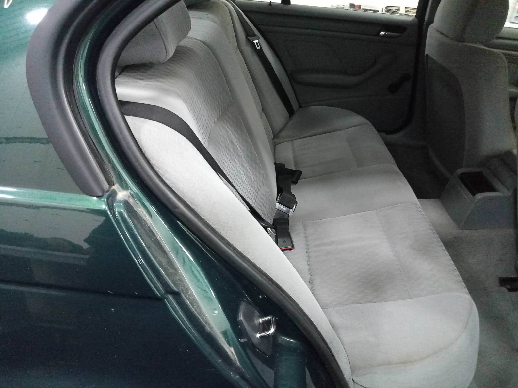 BMW SERIE 3 BERLINA (E46) 318i   |   04.98 - 12.01