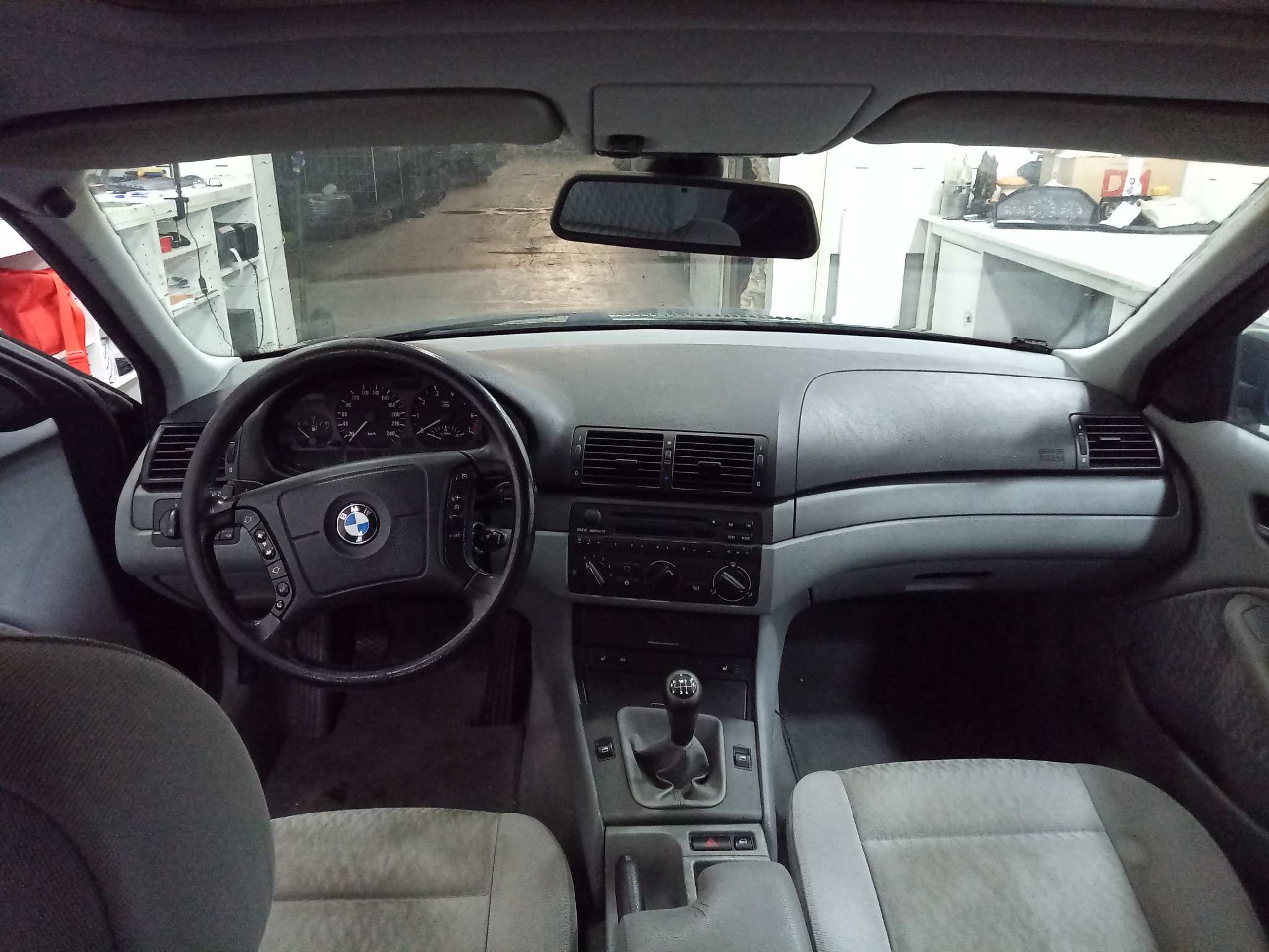 BMW SERIE 3 BERLINA (E46) 318i   |   04.98 - 12.01