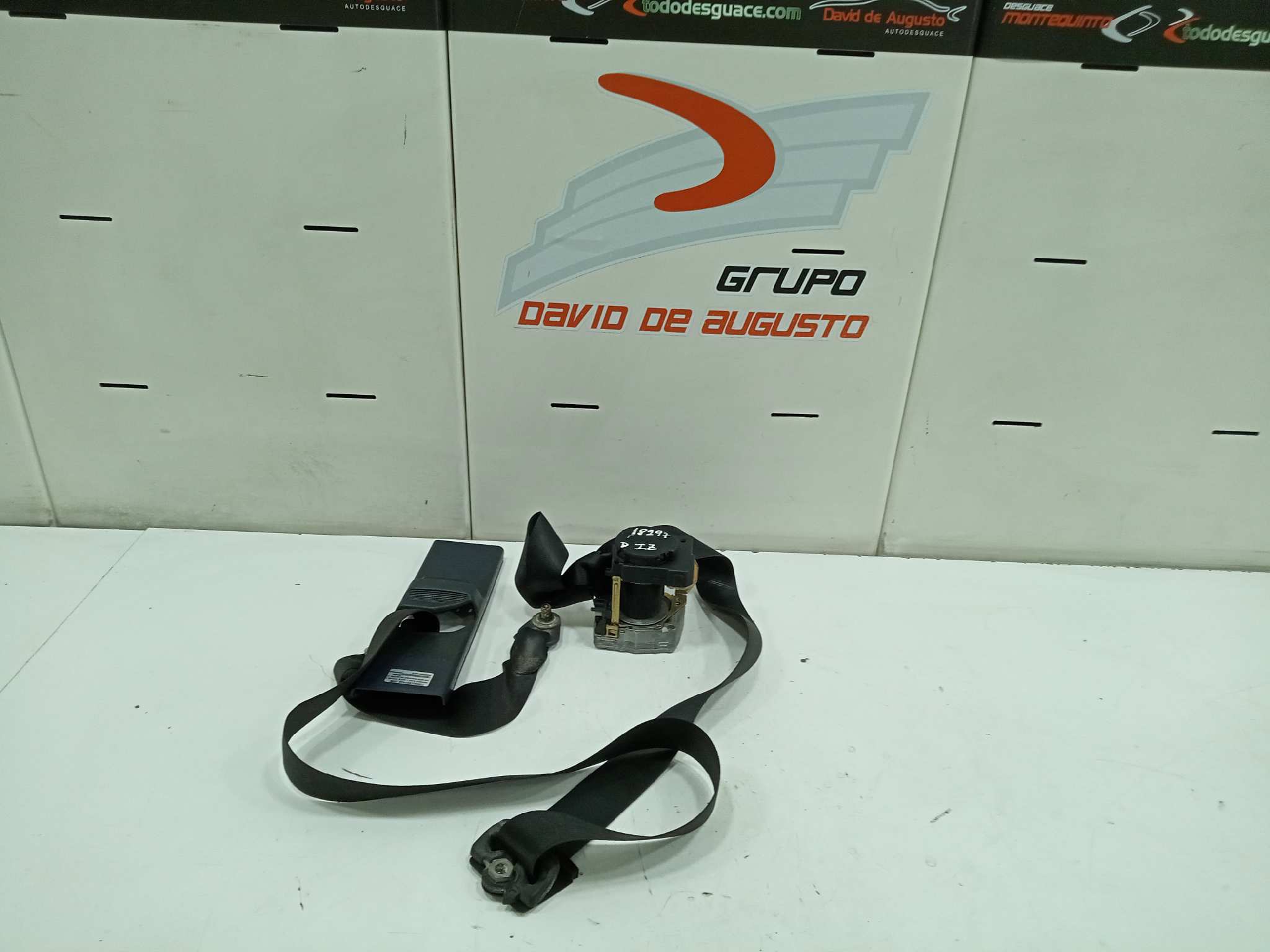 CINTURON SEGURIDAD DELANTERO IZQUIERDO