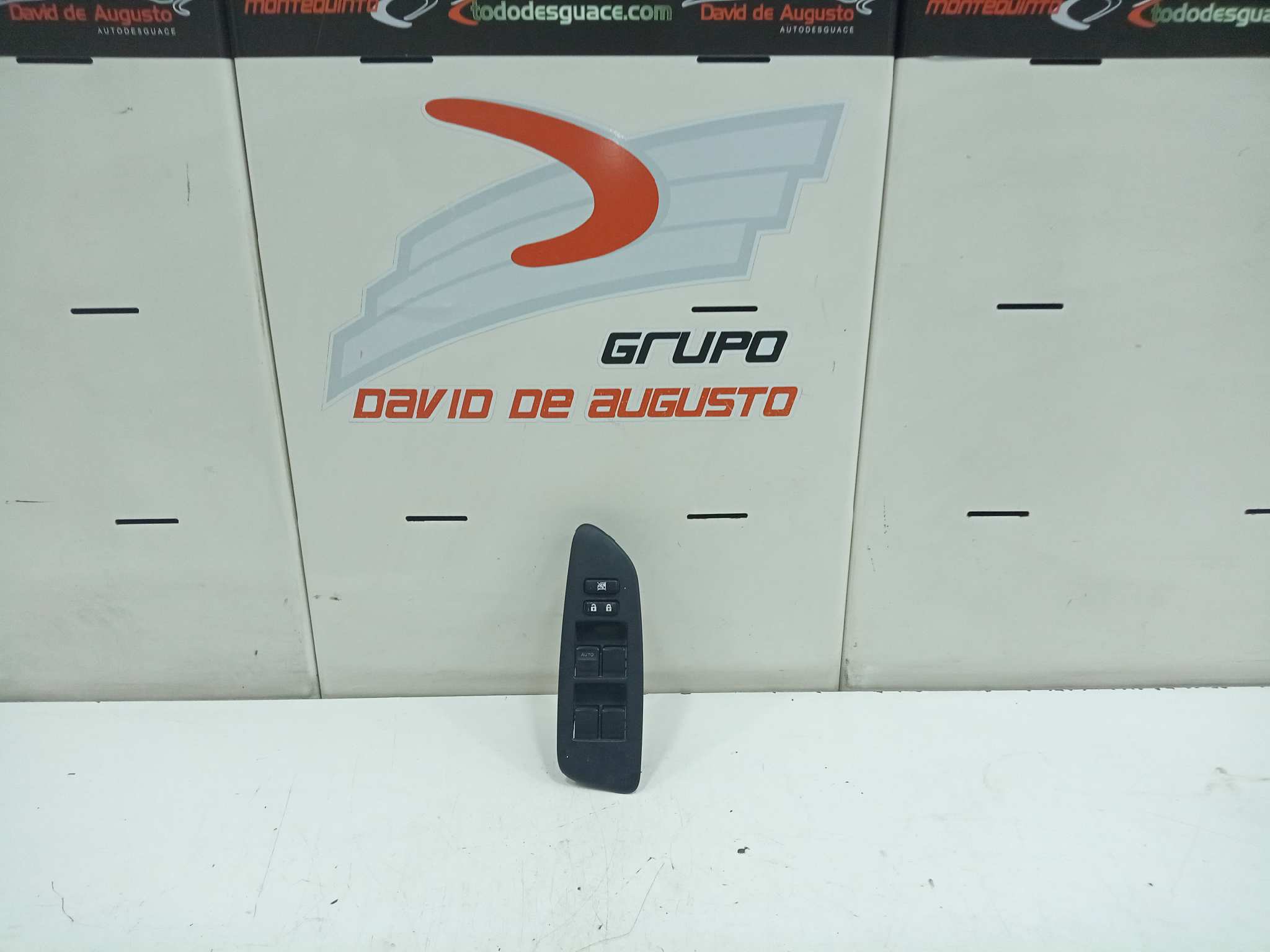 MANDO ELEVALUNAS DELANTERO IZQUIERDO foto 5
