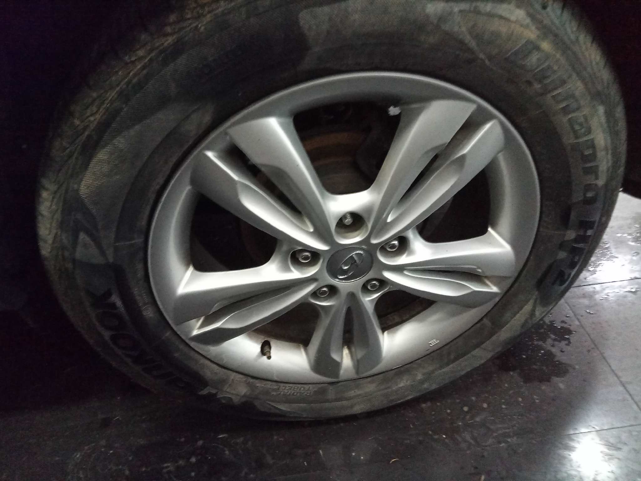 HYUNDAI IX35 Essence 2WD   |   09.13 - 12.15