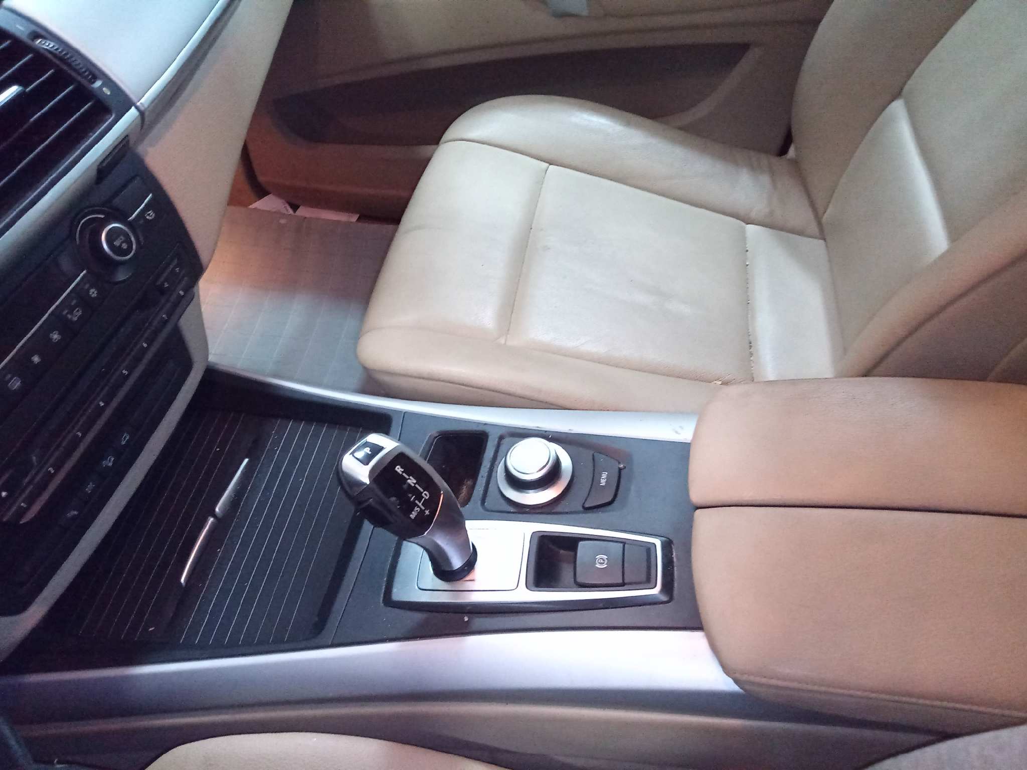 BMW X5 (E70) 3.0d   |   10.06 - 12.08