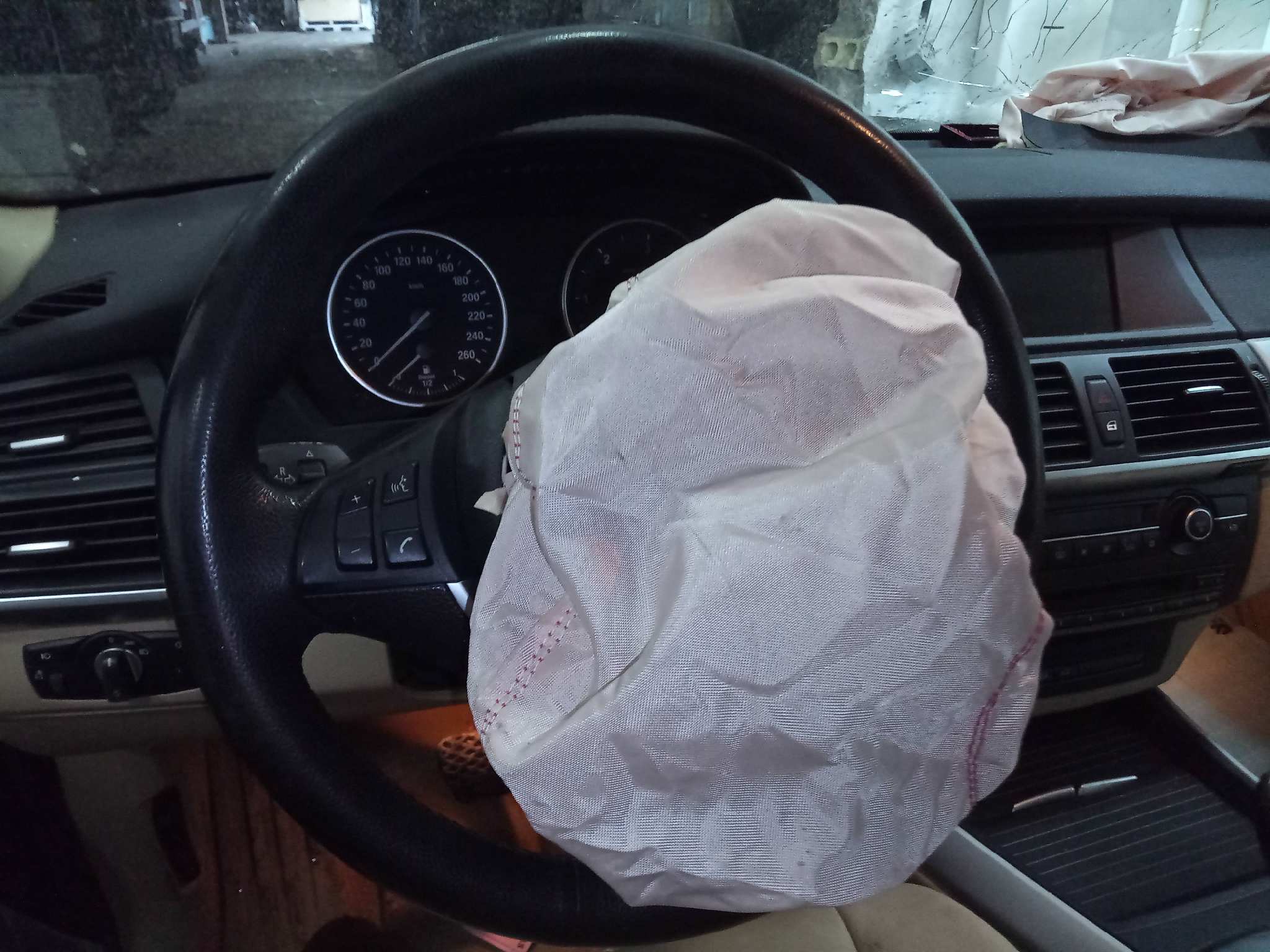 BMW X5 (E70) 3.0d   |   10.06 - 12.08